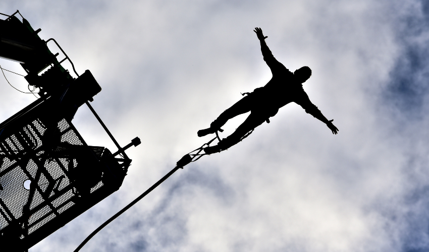 The Thrill Seeker's Guide: 7 Reasons To Try Bungee Jumping - EdRanks ...