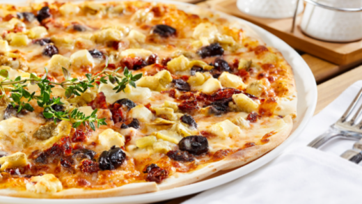 Bursting with Flavor: Best Toppings for a Vegetarian Pizza