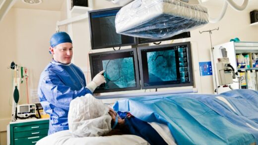 Understanding Cardiac Catheterization: Procedure, Risks, and Benefits
