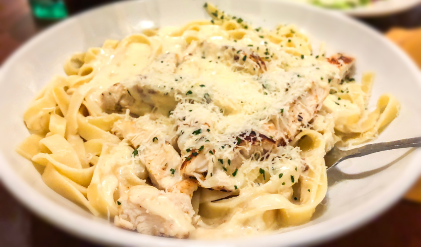 What is Alfredo sauce made of?