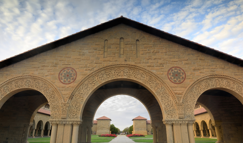 How long does the Stanford University interview last?